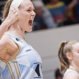 Abigail Fogg jubile: Elfic a remporté sa 4e Coupe de Suisse consécutive. KEYSTONE/VALENTIN FLAURAUD/archives